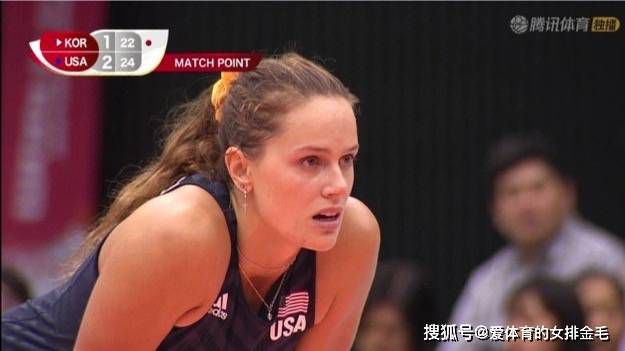 2022年夏窗，姆希塔良免签加盟国际米兰。